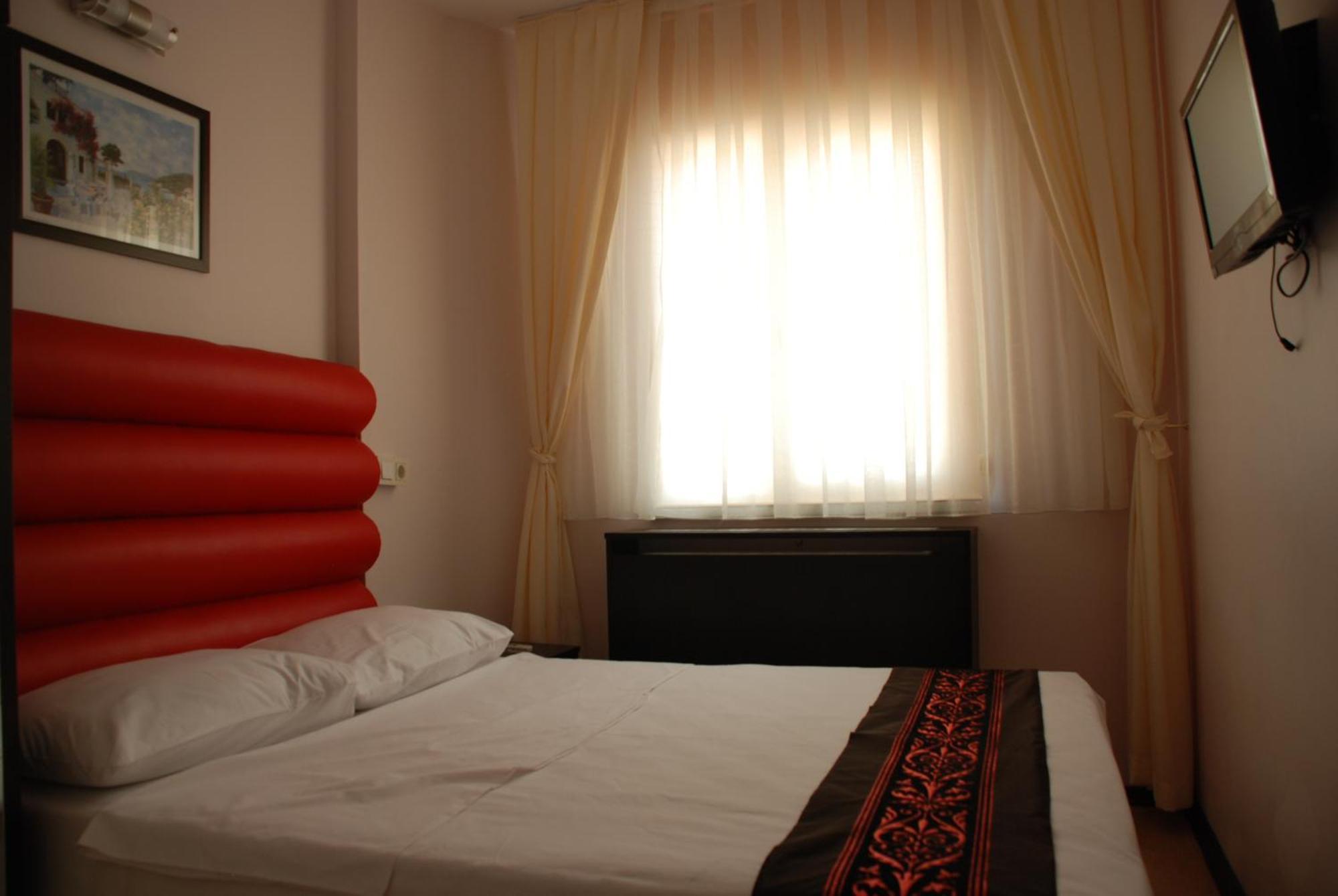 Hotel Timya Istanbul Exterior photo